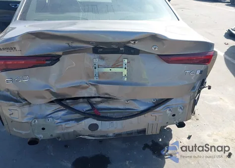 2020 Volvo S60 T6 R-Design z USA, uszkodzony, nr VIN 7JRA22TM8LG039280